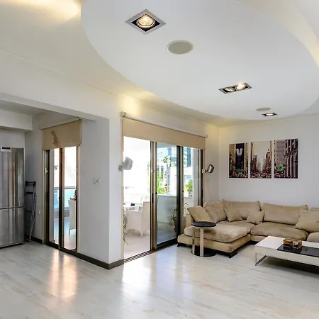 Luxe 2 Bdr * Lárnaka